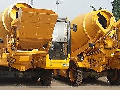<b>Self-loading mobile concrete mixer ready for delivery</b>