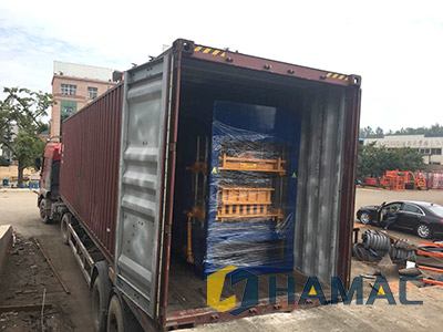 <b>QT4-15 Concrete Block Making Machine delivered to South America </b>