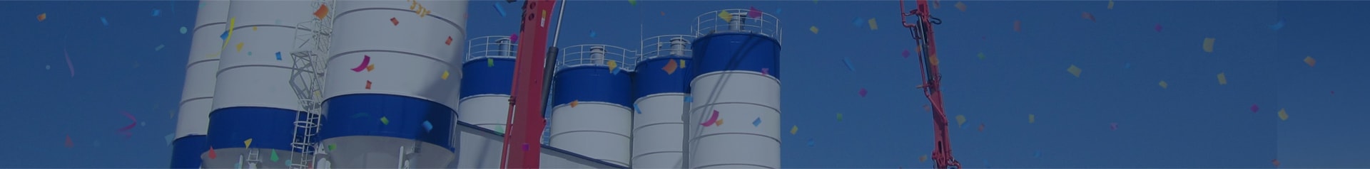 Two units of 700t cement silo are assembled in Mongolia