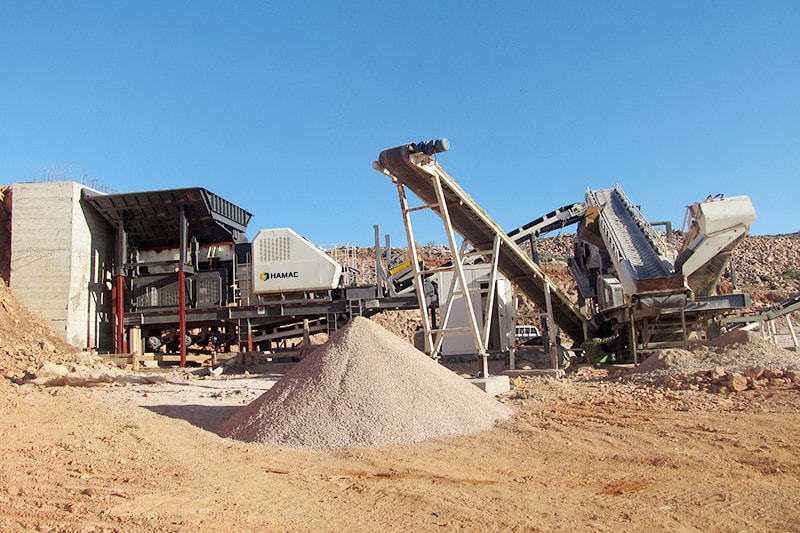 Mobile impact crusher and screen in Algeria