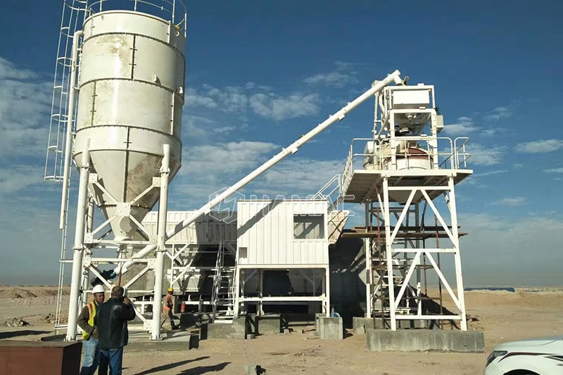 Side view of concrete batch mix plant in Kuwait