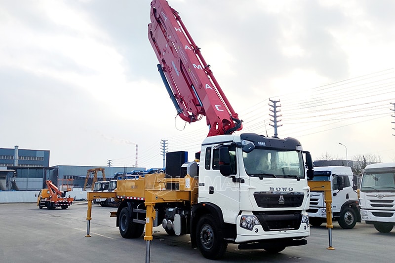 30m truck mounted concrete boom pump to the Philippines 