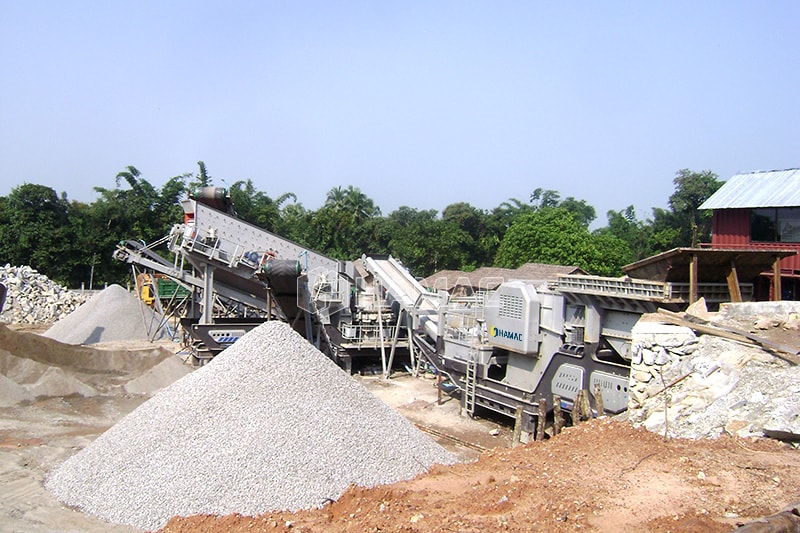 granite mobile crushing and screening plant in Myanmar 