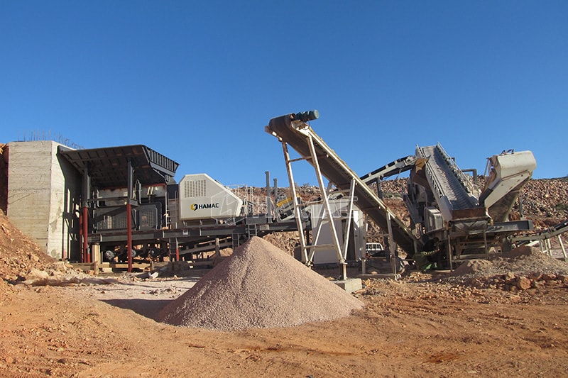 Mobile crushing and screening plant for limestone in Algeria