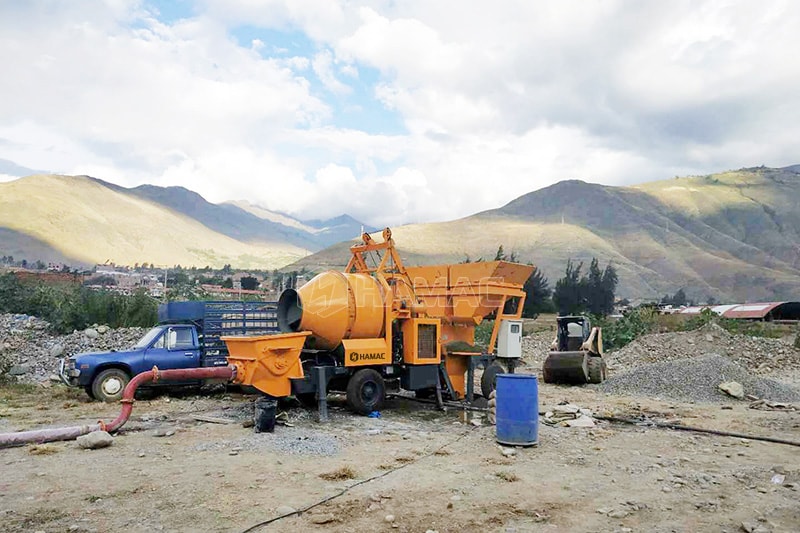 Concrete mixer with pump works with aggregate batching machine in Peru