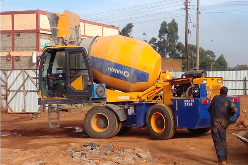 Self-loader concrete mixer works in Kenya