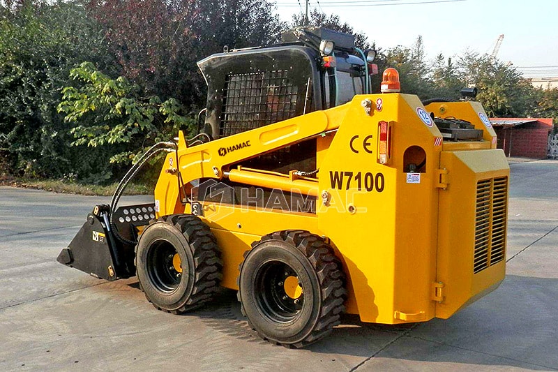 Skid steer loader for sale is also named bobcat machine