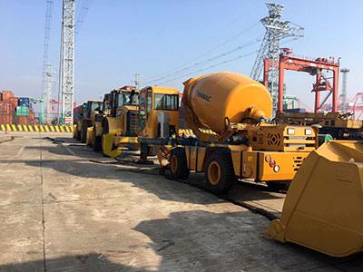 <b>Self-loading Concrete Mixer Delivered to North America</b>