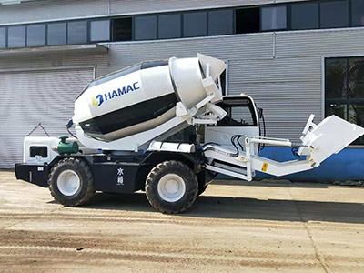 <b>4m3 Self-loading Concrete Mixer Was Sent to Africa on December 9th</b>