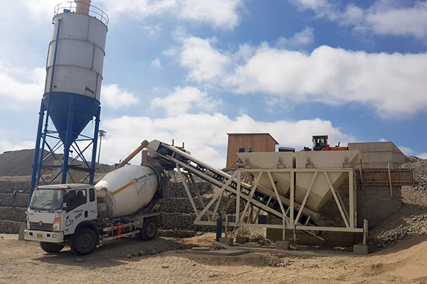 HZM35 Dry Type Concrete Dosing Plant in Peru