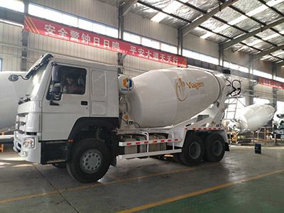 <b>2 units of 10 m3 transit mixer trucks are delivered to South Africa</b>