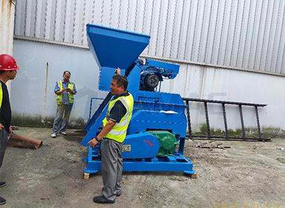 JS500 twin shaft concrete mixer to Guatemala