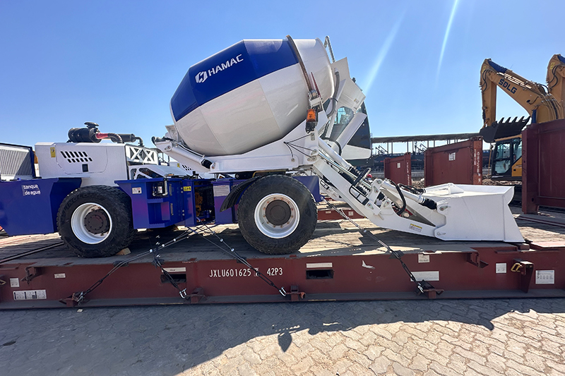 Self-Loading Concrete Mixers trailer concrete pump