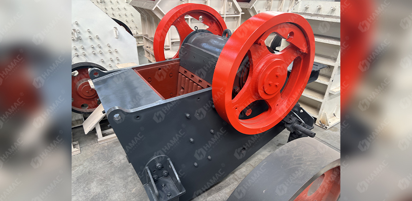 V Shape crushing chamber