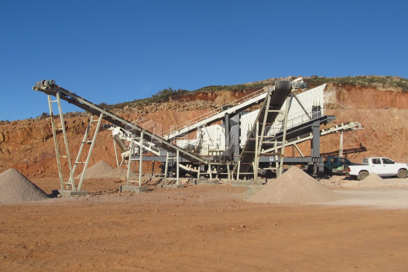 Algeria Limestone Crushing Plant Case with Jaw Crusher and Impact Crusher