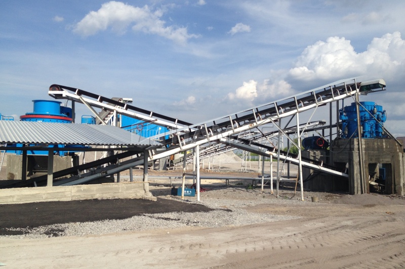 Russia Granite Crushing Plant with Jaw Crusher, Cone Crusher and Impact Crusher